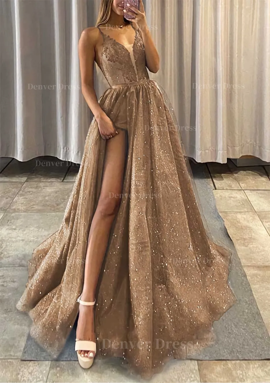 A-line V Neck Spaghetti Straps Long/Floor-Length Tulle Prom Dress With Appliqued Glitter Split Left