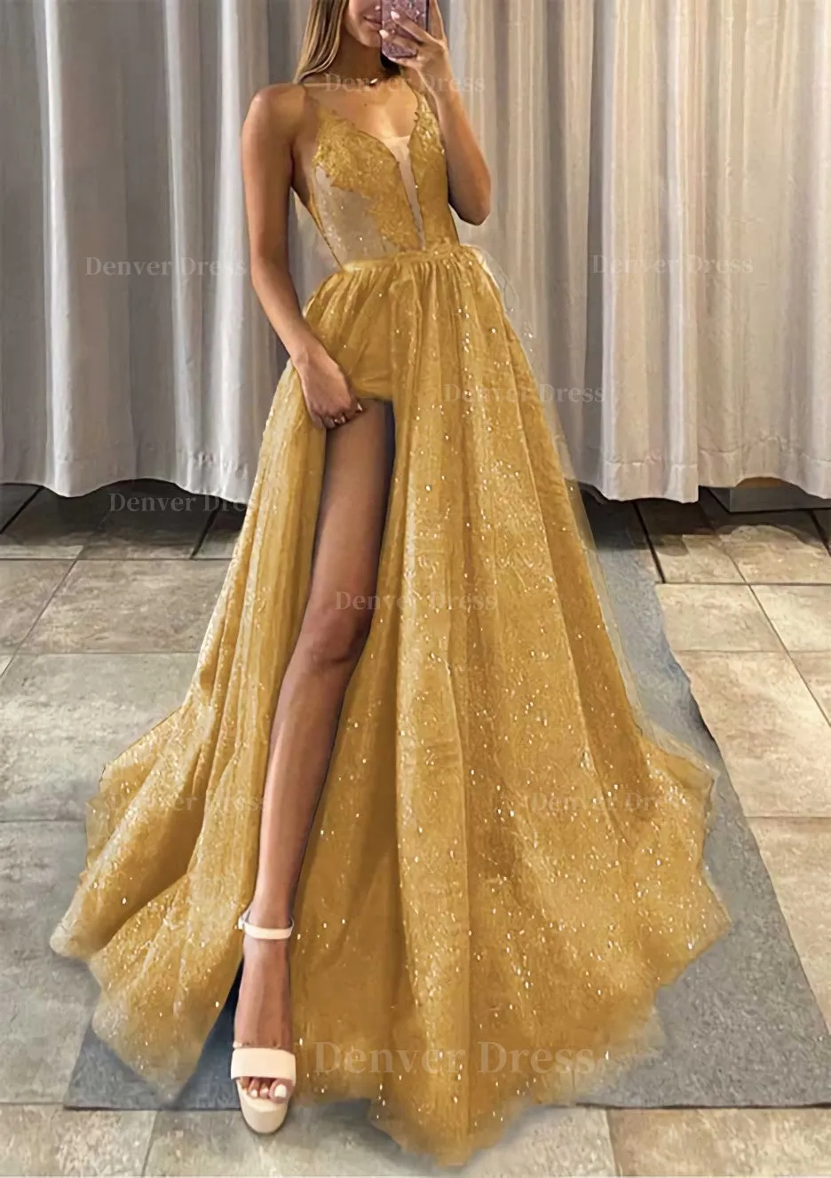 A-line V Neck Spaghetti Straps Long/Floor-Length Tulle Prom Dress With Appliqued Glitter Split Left