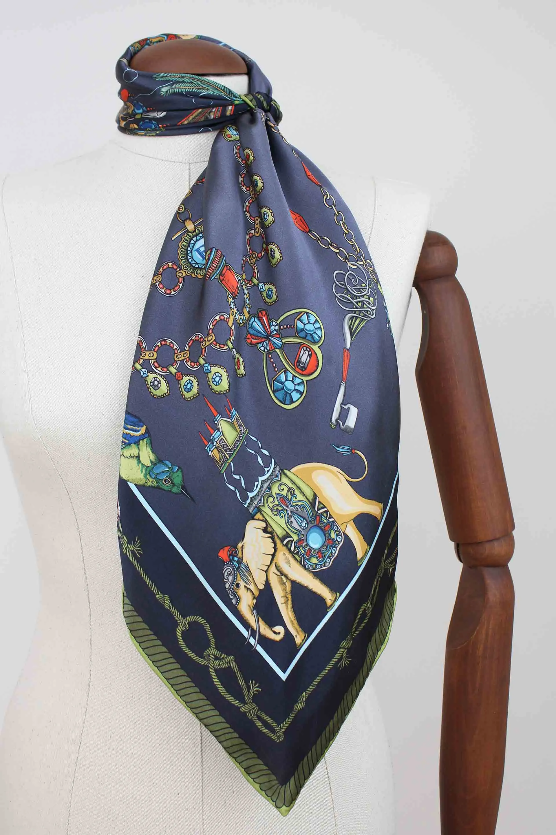 Barnes The Elephant Heirloom Scarf