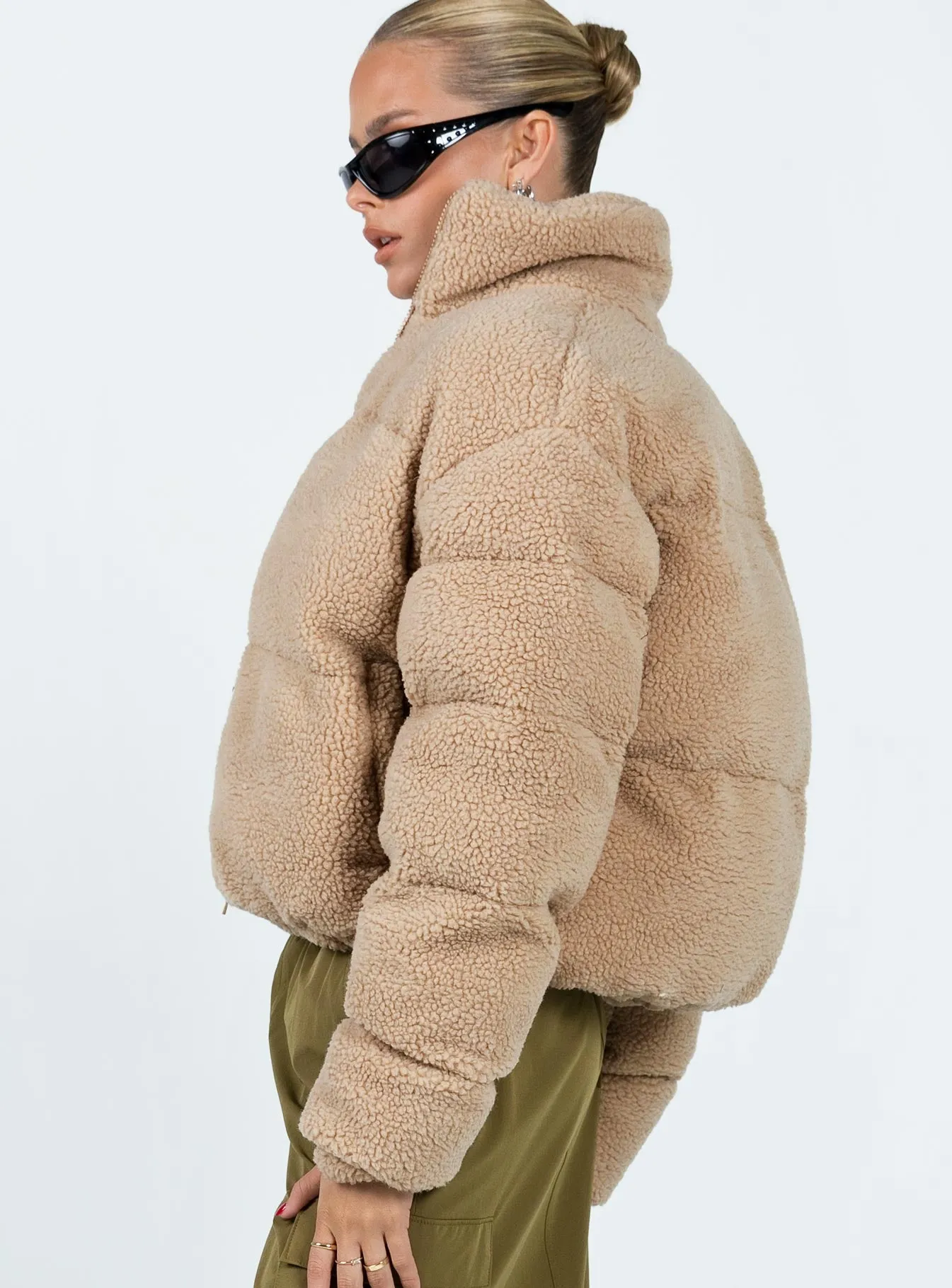 Bennie Teddy Puffer Jacket Beige