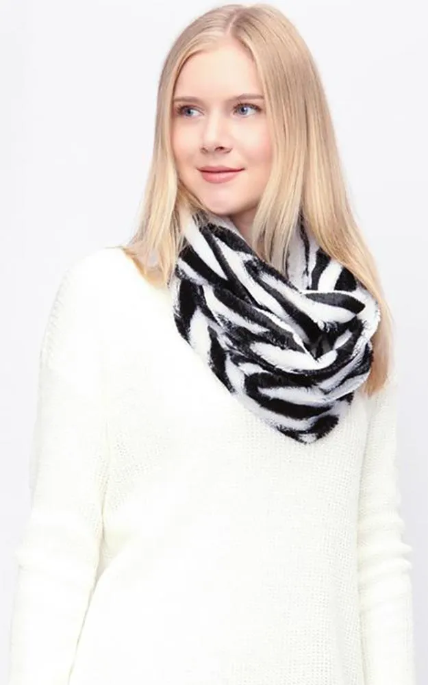 DB700 Animal Pattern Soft Faux Fur Infinity Scarf