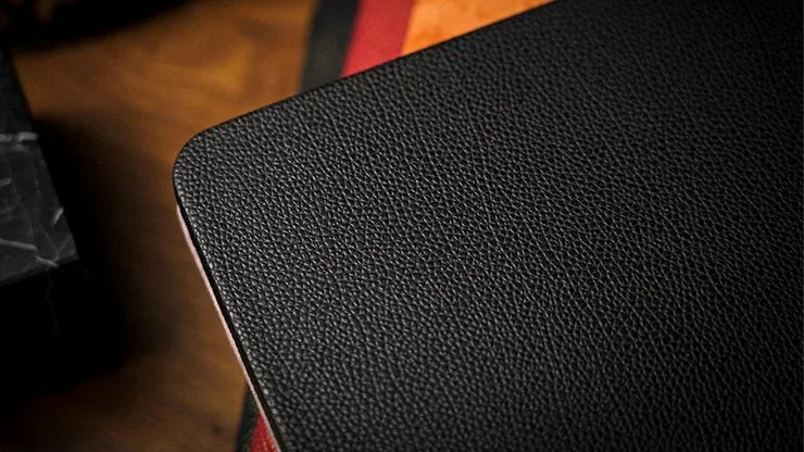 Elegant Close-up Pad (Black) by TCC