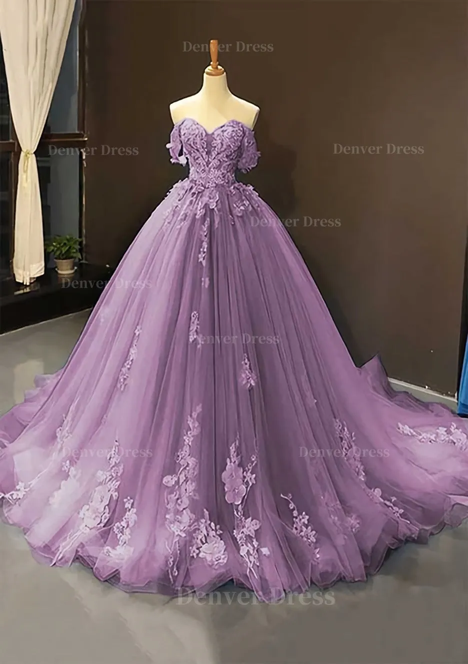 kamahe Ball Gown Off-the-Shoulder Sweep Train Tulle Prom Dress With Appliqued