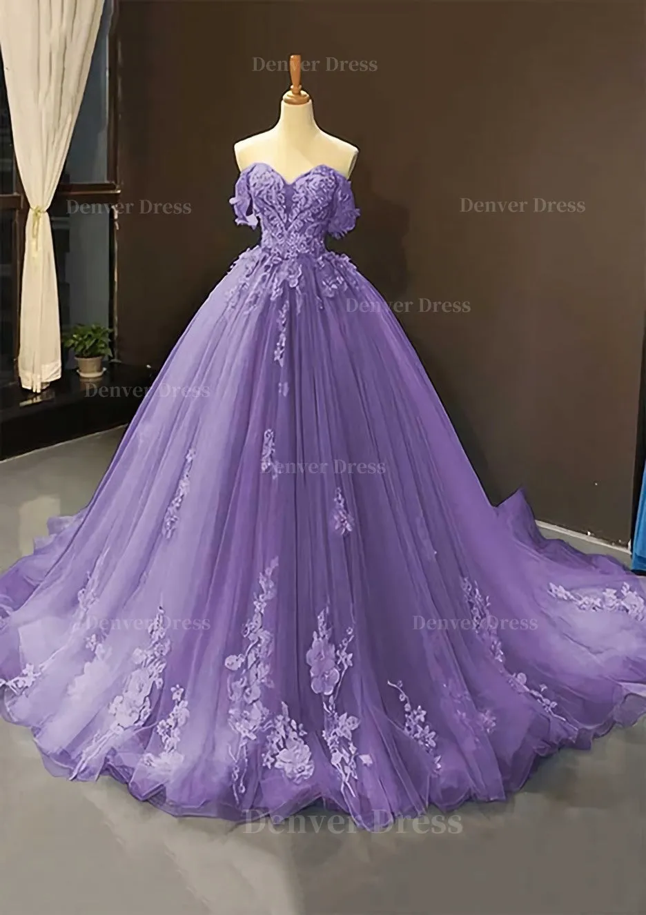 kamahe Ball Gown Off-the-Shoulder Sweep Train Tulle Prom Dress With Appliqued