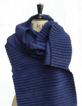 Long pleated scarf - Navy