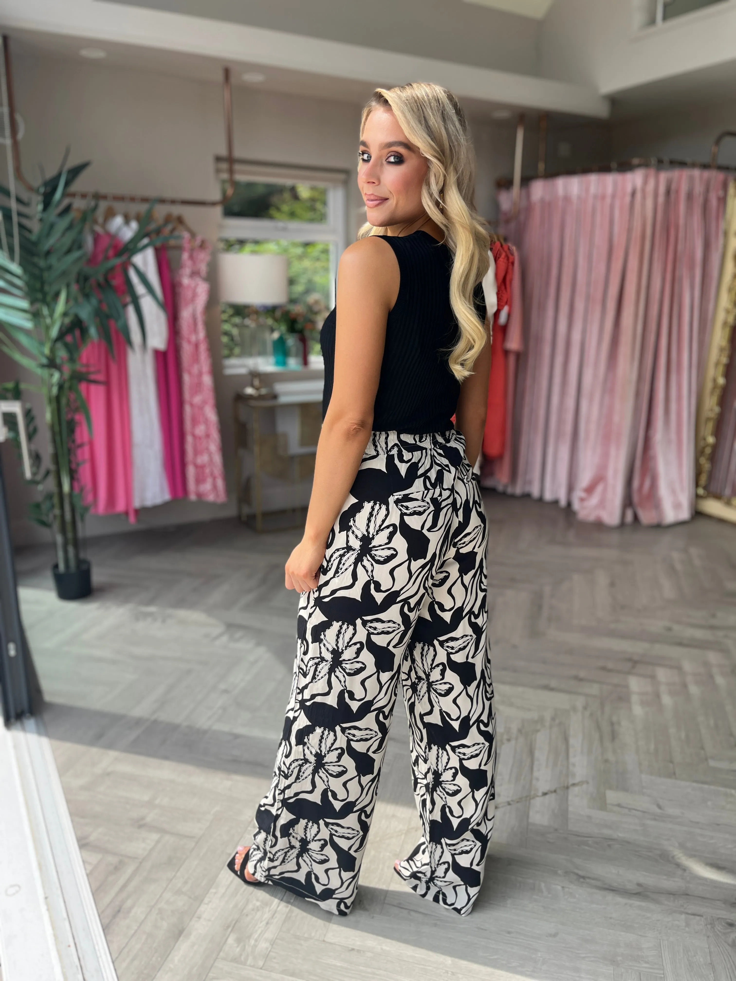 Lova Printed Pants