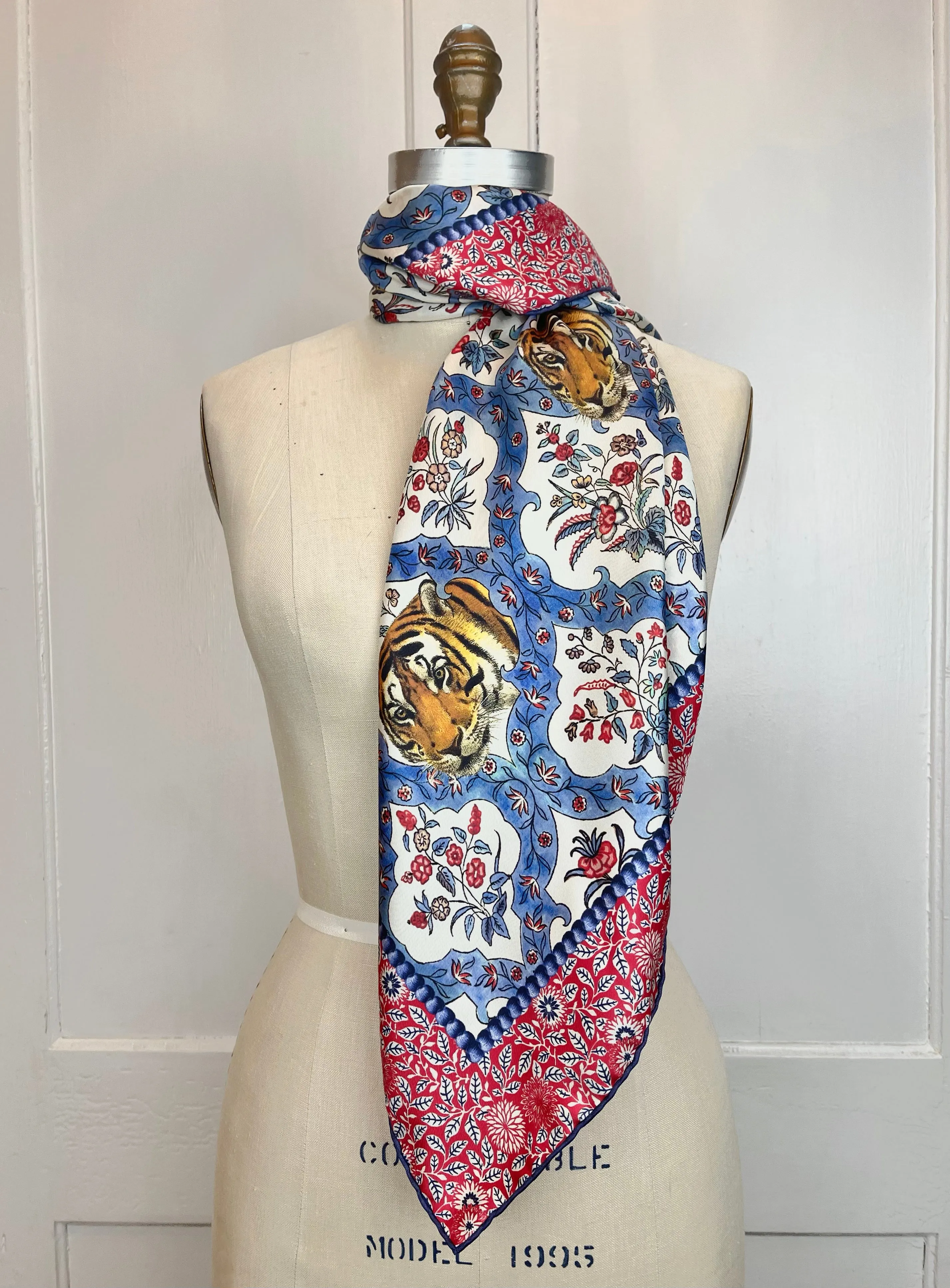 Personalized Peeking Tigers Scarf