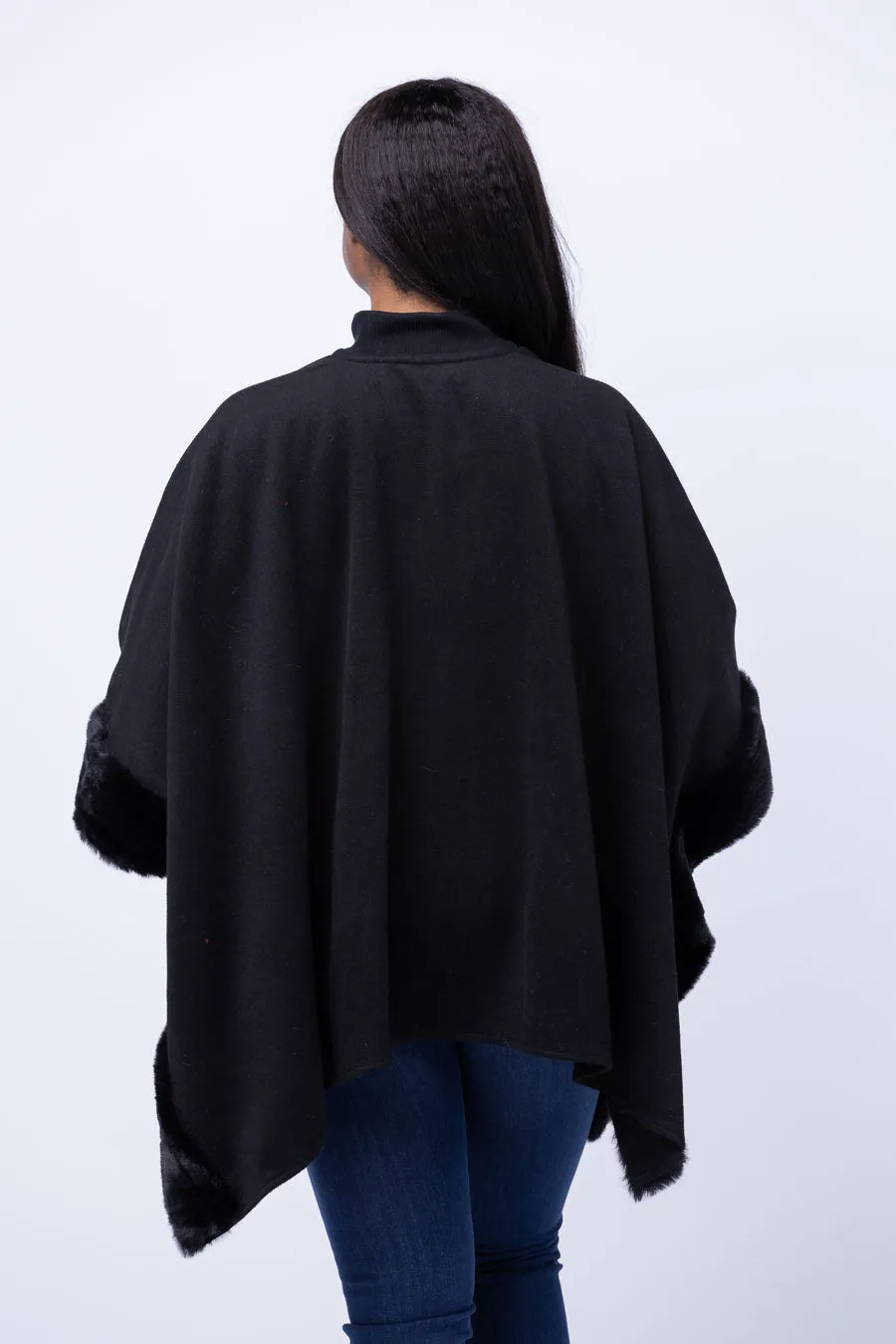 tyler boe Leslie Cape in Black