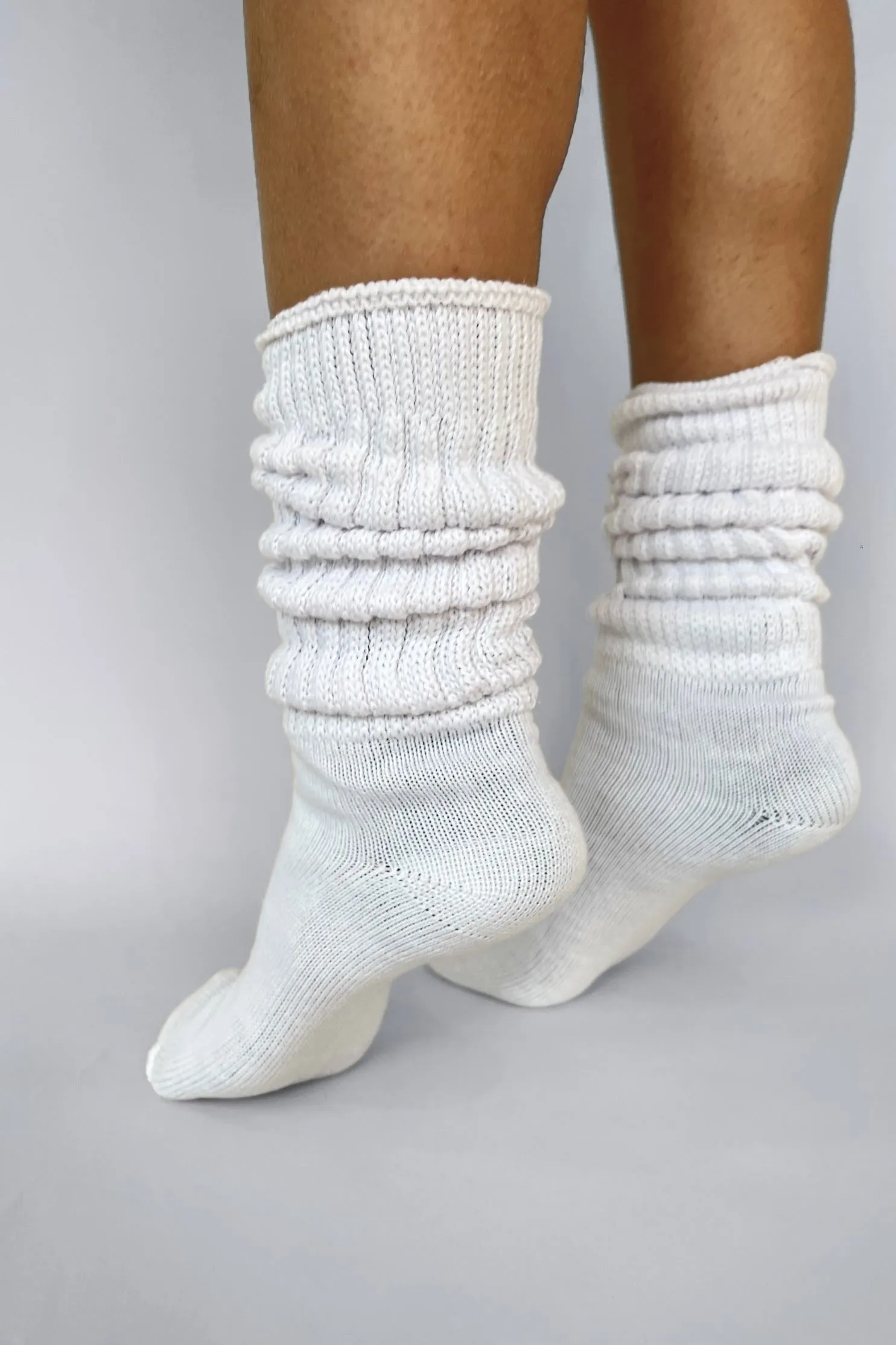 WHITE THICK SCRUNCH SOCK