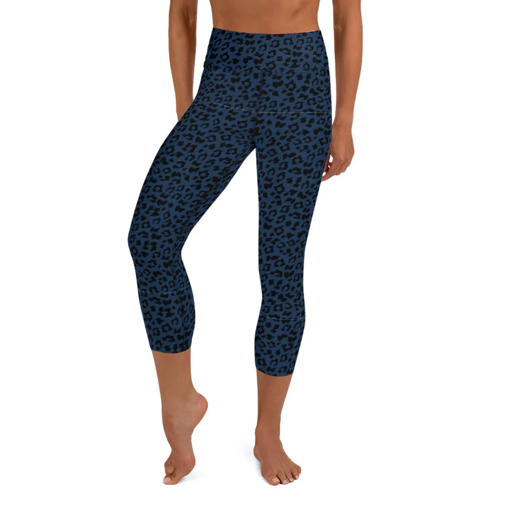 Yoga Capri Leggings in Dark Blue Leopard