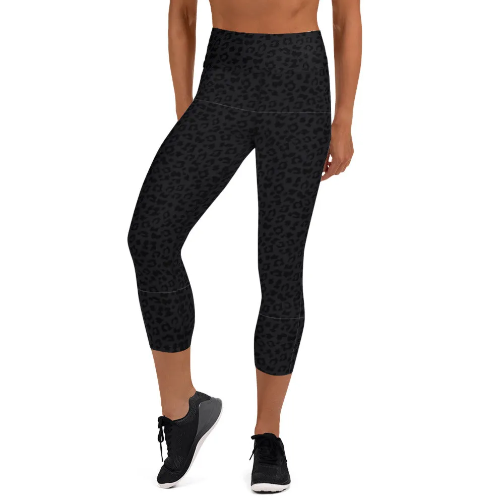 Yoga Capri Leggings in Dark Grey Leopard