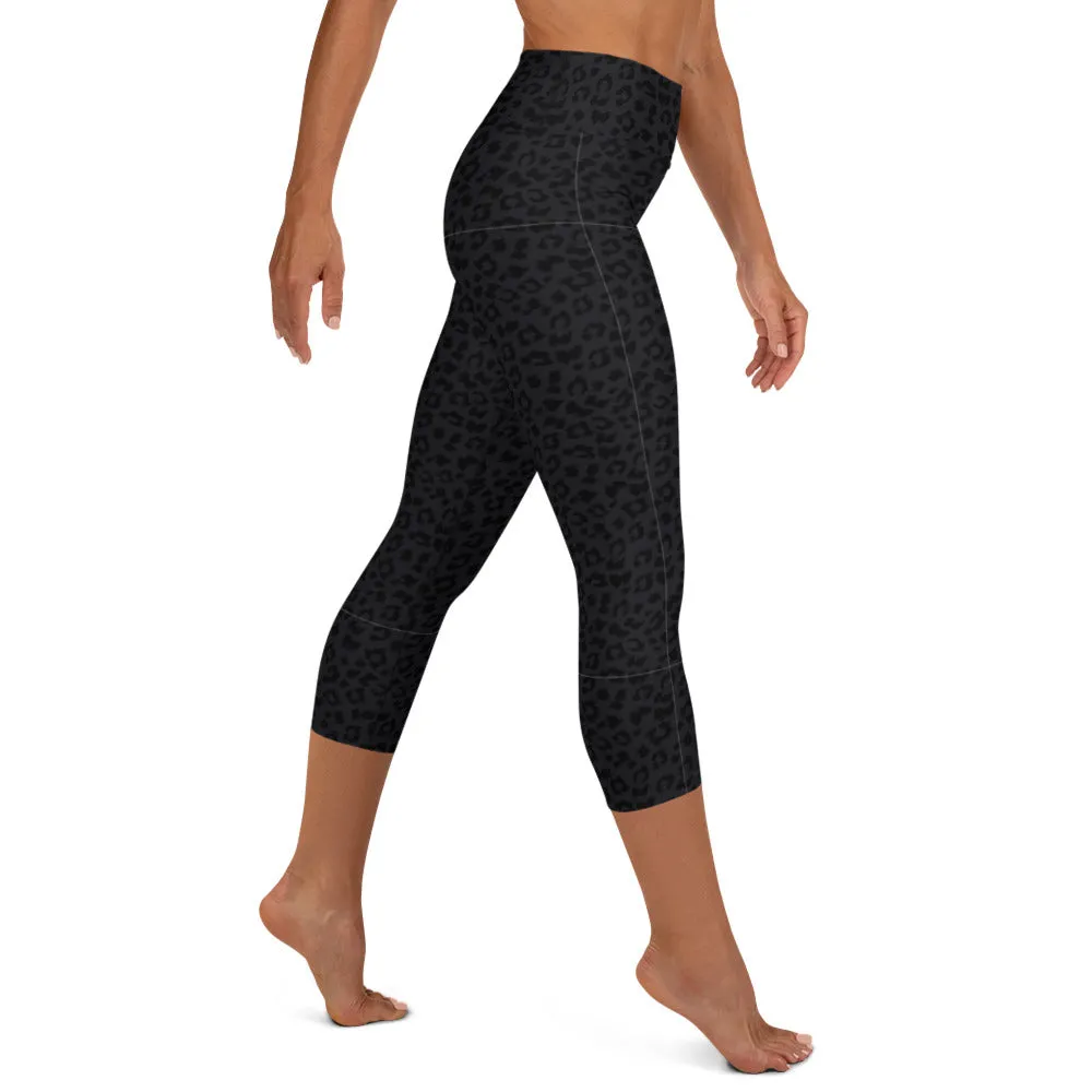 Yoga Capri Leggings in Dark Grey Leopard