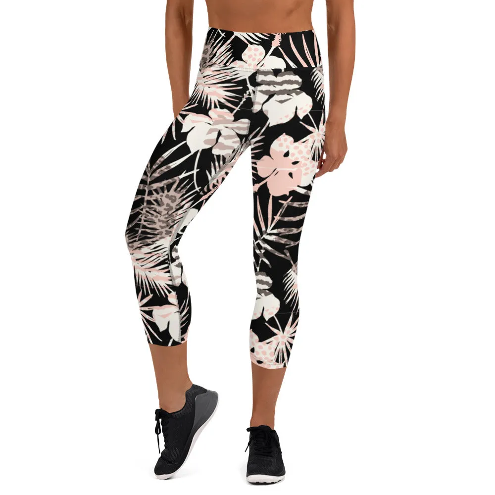 Yoga Capri Leggings in Natural Tropical Print